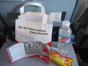 Фотография: Бортпитание экономический класс авиакомпания airberlin  на рейсе  Пальма де Майора - Барселона www.air-agent.ru