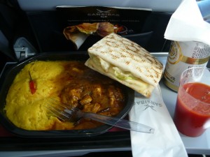 Фотография: Платное горячее бортпитание экономический класс авиакомпания Эйр Берлин на рейсе Санкт-Петербург - Берлин