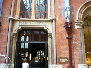 Фотография: Отель St. Pancras Renaissance London Hotel ресторан Booking Office