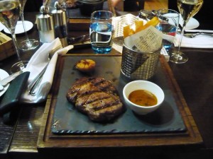 Фотография: Традиционный английский стейк