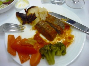 Фотография: филе ягненка из меню бизнес класса Emirates рейс Дубай-Санкт-Петербург www.air-agent.ru